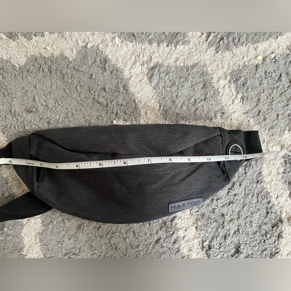 Small fanny pack - Picture 7 of 7
